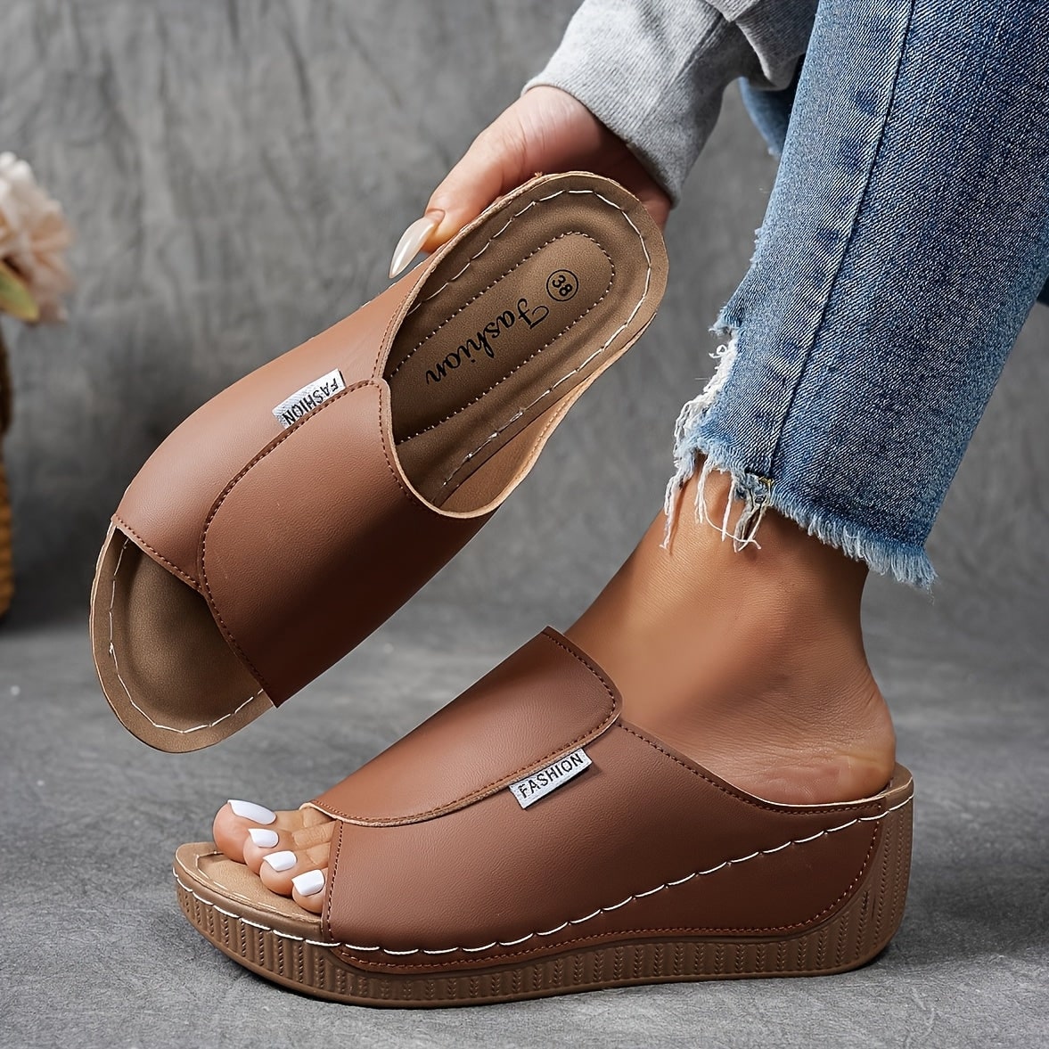 Espadrillekil-sandaler med justerbare remme til kvinder