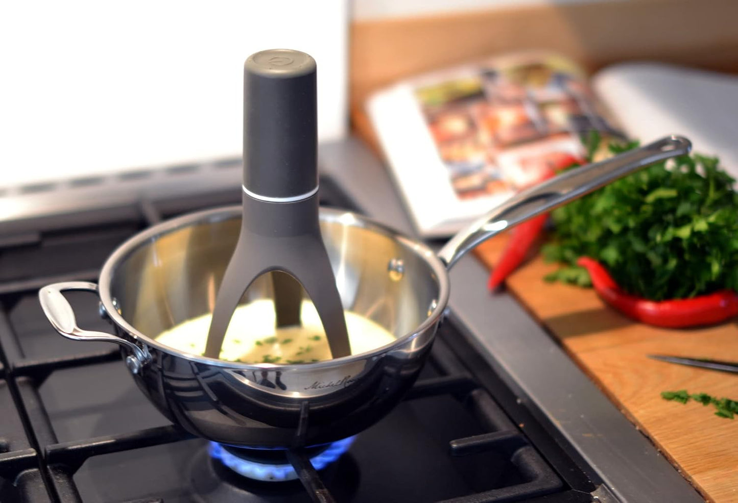 Automatic Self Stirring Pot Stirrer Multi Speed Hands Free Cooking Mixer Tool