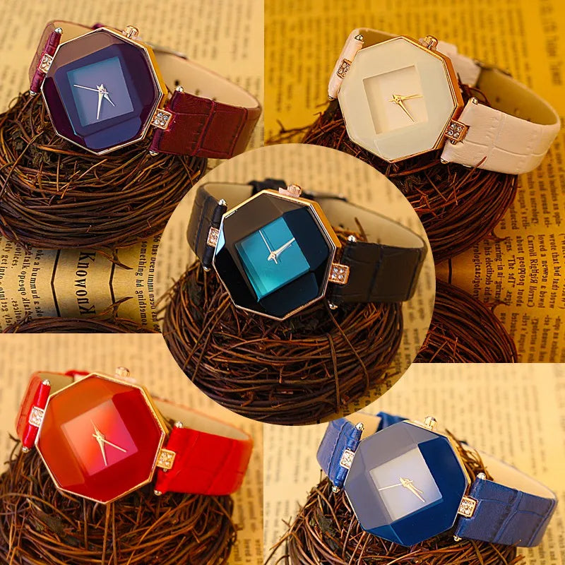 Casual Women's Watch Adjustable Strap Vibrant Dial Design Hardlex Glass Durable Wristwatch