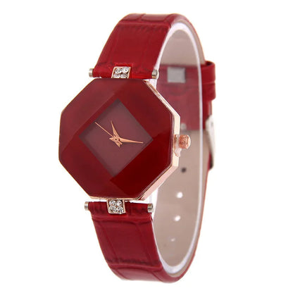 Casual Women's Watch Adjustable Strap Vibrant Dial Design Hardlex Glass Durable Wristwatch