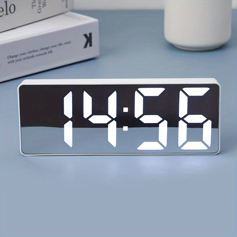 Sveglia digitale con luce che simula l'alba, funzione snooze e display digitale