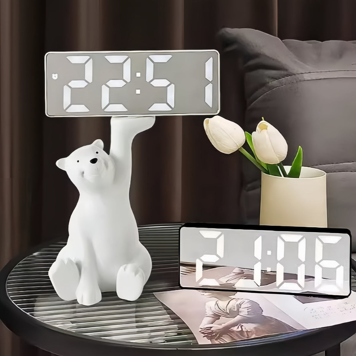 Sveglia digitale con luce che simula l'alba, funzione snooze e display digitale