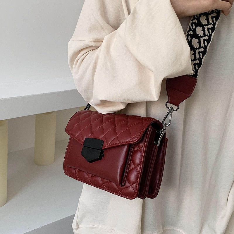 Fashion Shoulder Handbag with Wide Strap Large Capacity Everyday Crossbody Bag