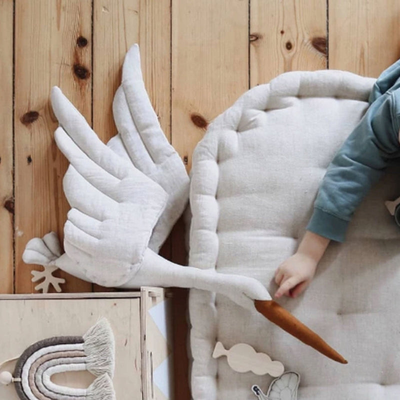 Floating Swan Wall Hanging Decor Elegant Swan Wall Ornament for Bedroom Living Room