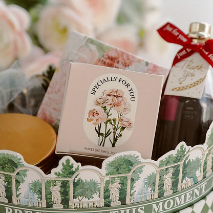 Fragrant Clove Candle Decorative Gift for Mum and Special Occasions