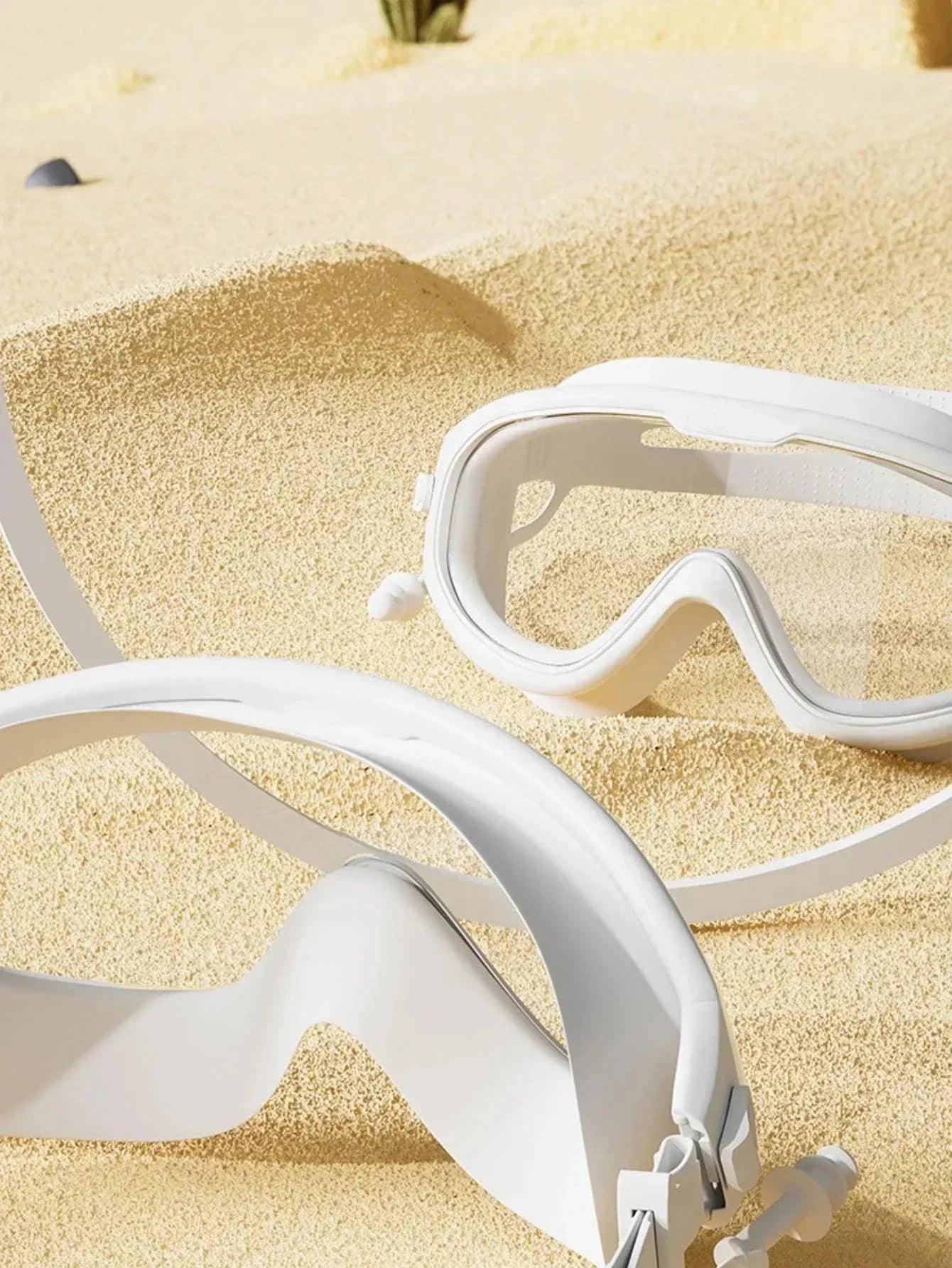 HD Waterproof Swimming Goggles Set Anti Fog with Silicone Swim Cap for Men and Women