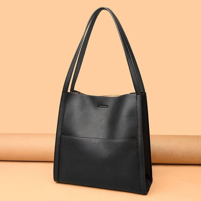 Handcrafted Casual Shoulder Bag with Adjustable Strap Large Capacity Everyday Crossbody Handbag