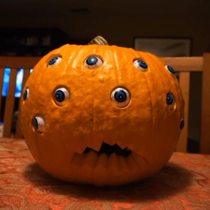 Διακόσμηση κολοκύθας Jack O Lantern για παιδιά για το Halloween με κινούμενα μάτια