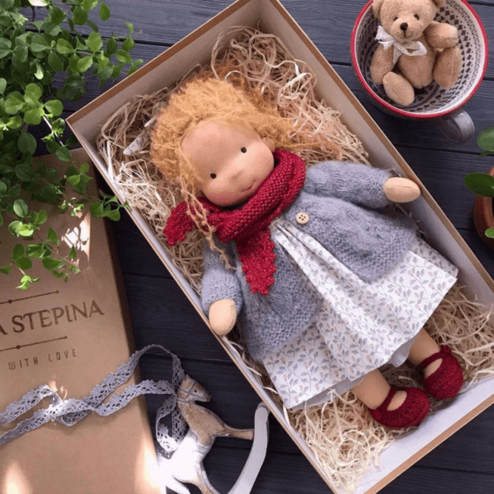Bambola di peluche per bambini in stile Waldorf, cucita a mano, morbida, compagna di giochi creativi
