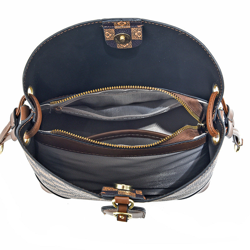 Large Capacity Handbag Adjustable Strap Smooth Zipper Structured Vintage Print Shoulder Bag