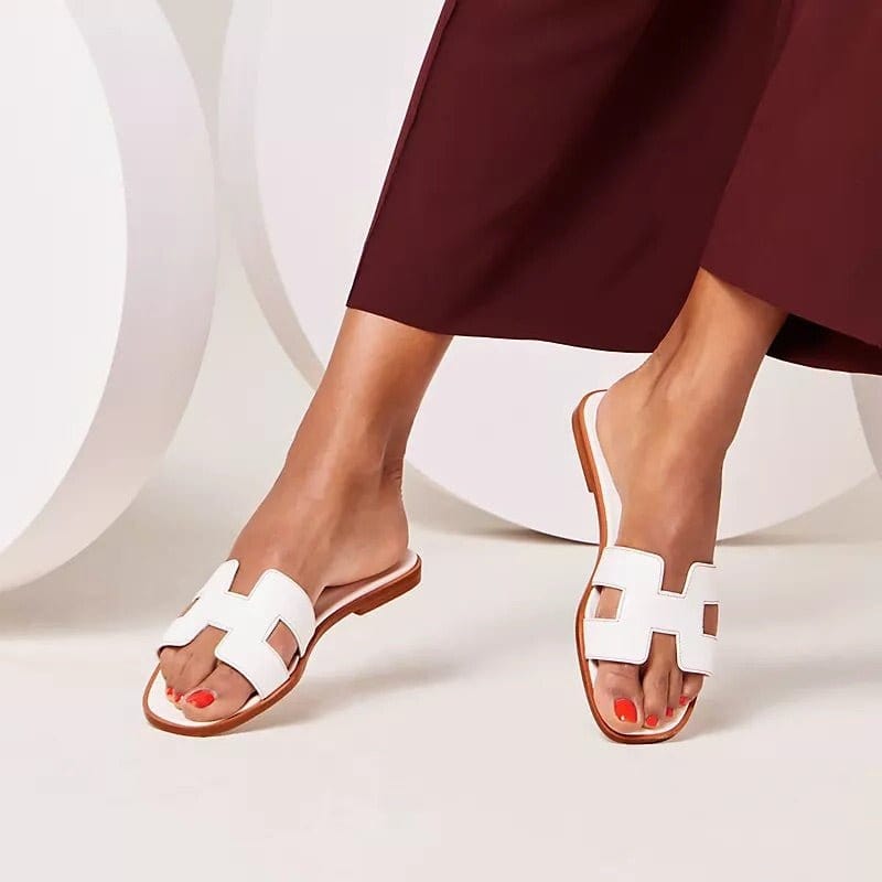 Luxury Flat Women Slippers Cut Out Design Slip On Comfort