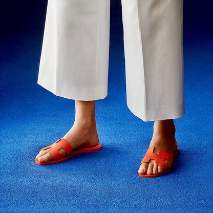 Luxury Flat Women Slippers Cut Out Design Slip On Comfort