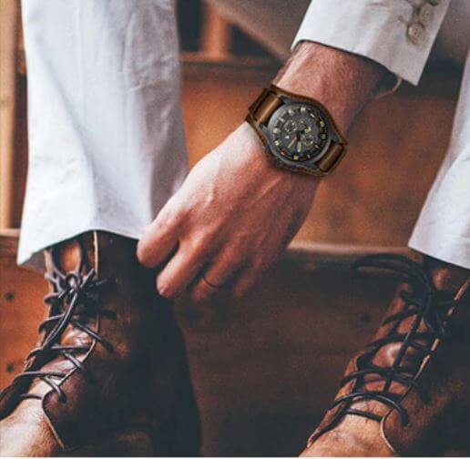 Men's Chronograph Leather Watch Analog Quartz Wristwatch for Business and Formal Wear
