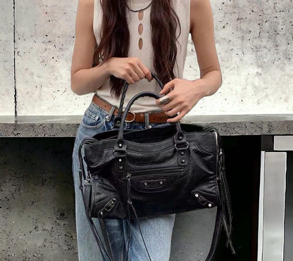 Modern Studded Shoulder Bag with Strap Large Capacity Fashion Crossbody Handbag