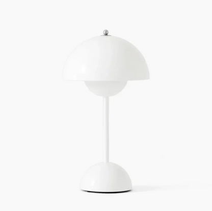 Moderne berøringsbordlampe med USB-strøm, LED, justerbar lysstyrke og varmt hvidt lys