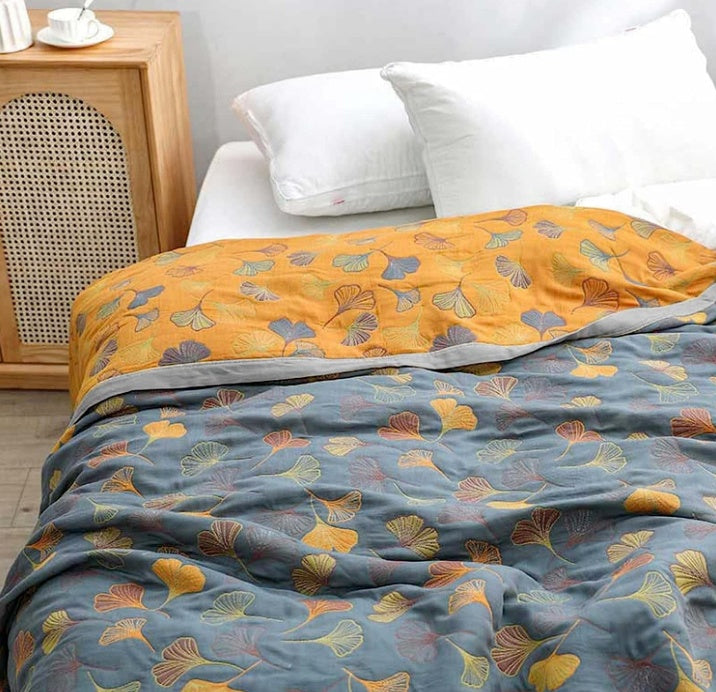Plaid reversibile con foglie di ginkgo ispirato alla natura per la casa