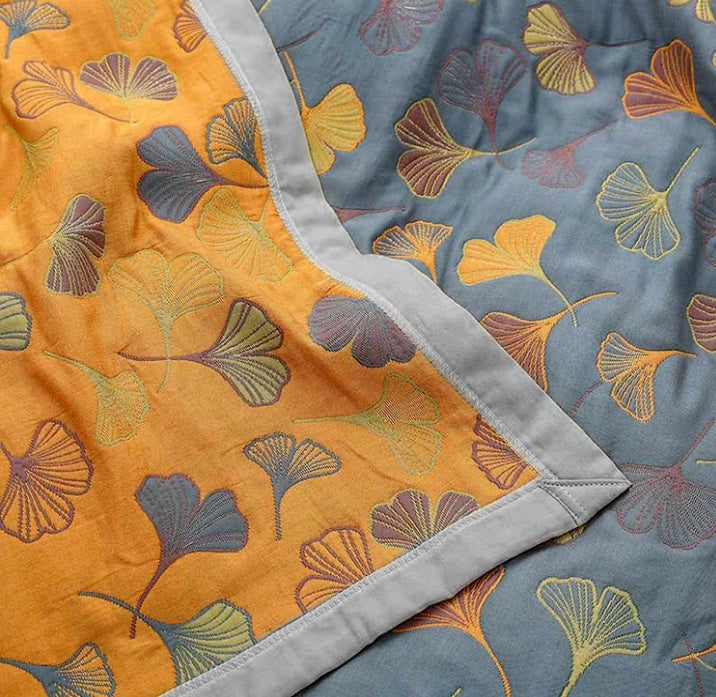 Plaid reversibile con foglie di ginkgo ispirato alla natura per la casa