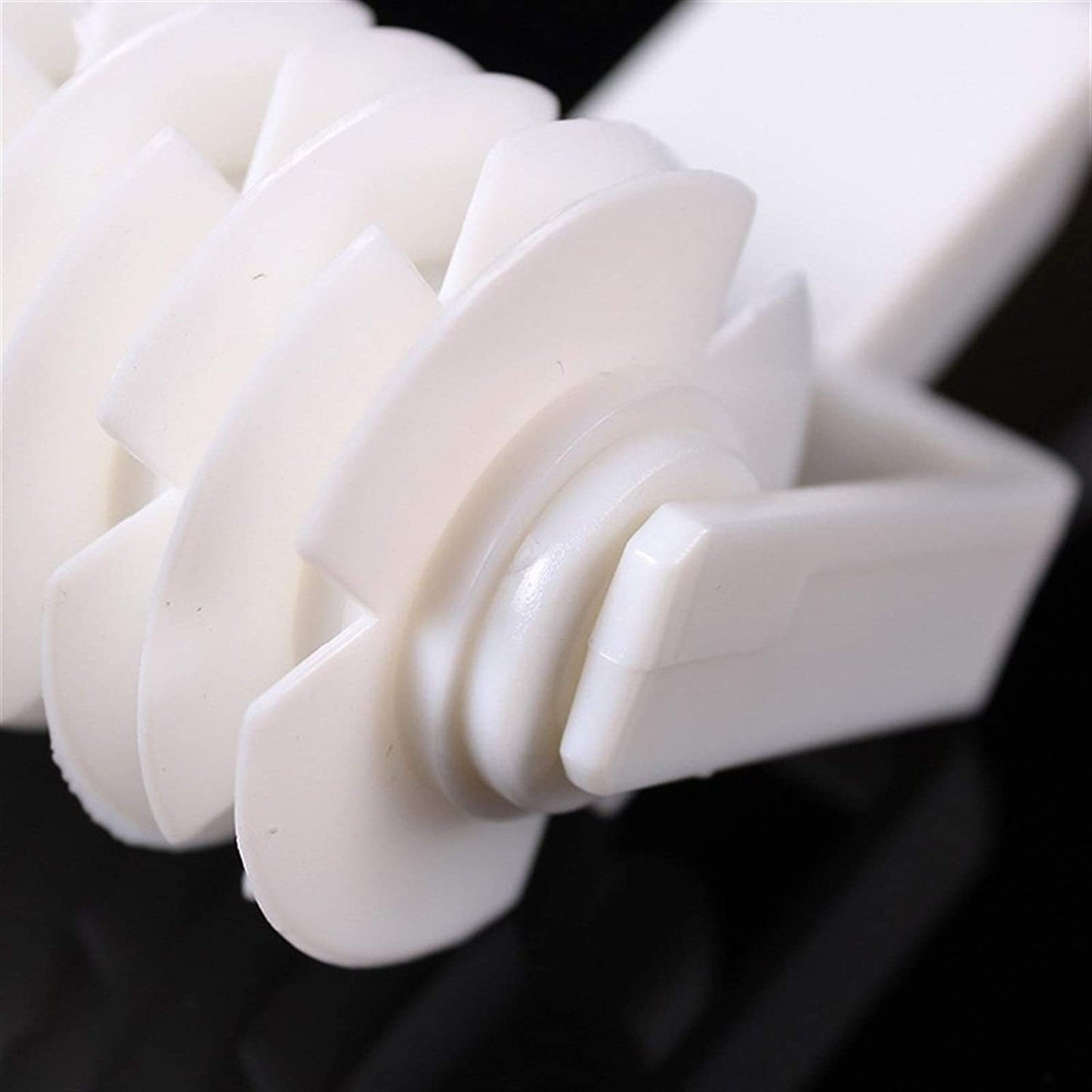 Pastry Dough Lattice Roller Cutter Decorative Baking Tool for Pie Crust Cookies and Desserts
