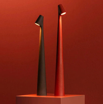 Lampada da tavolo portatile ricaricabile, luce LED senza cavo con luminosità regolabile