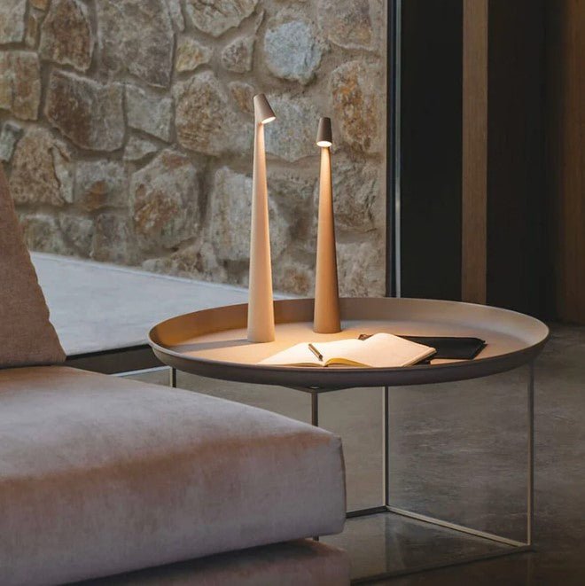 Lampada da tavolo portatile ricaricabile, luce LED senza cavo con luminosità regolabile