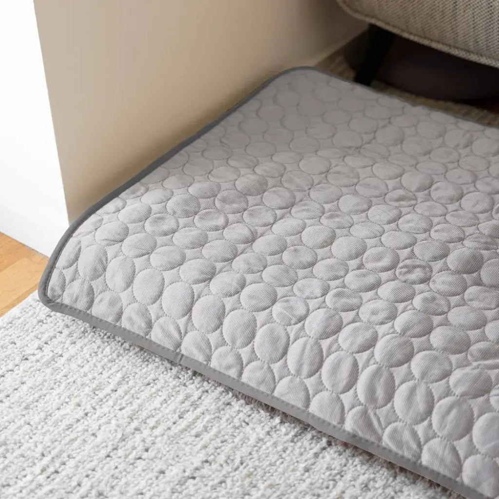 Portable Self-Cooling Pet Mat for Dogs and Cats