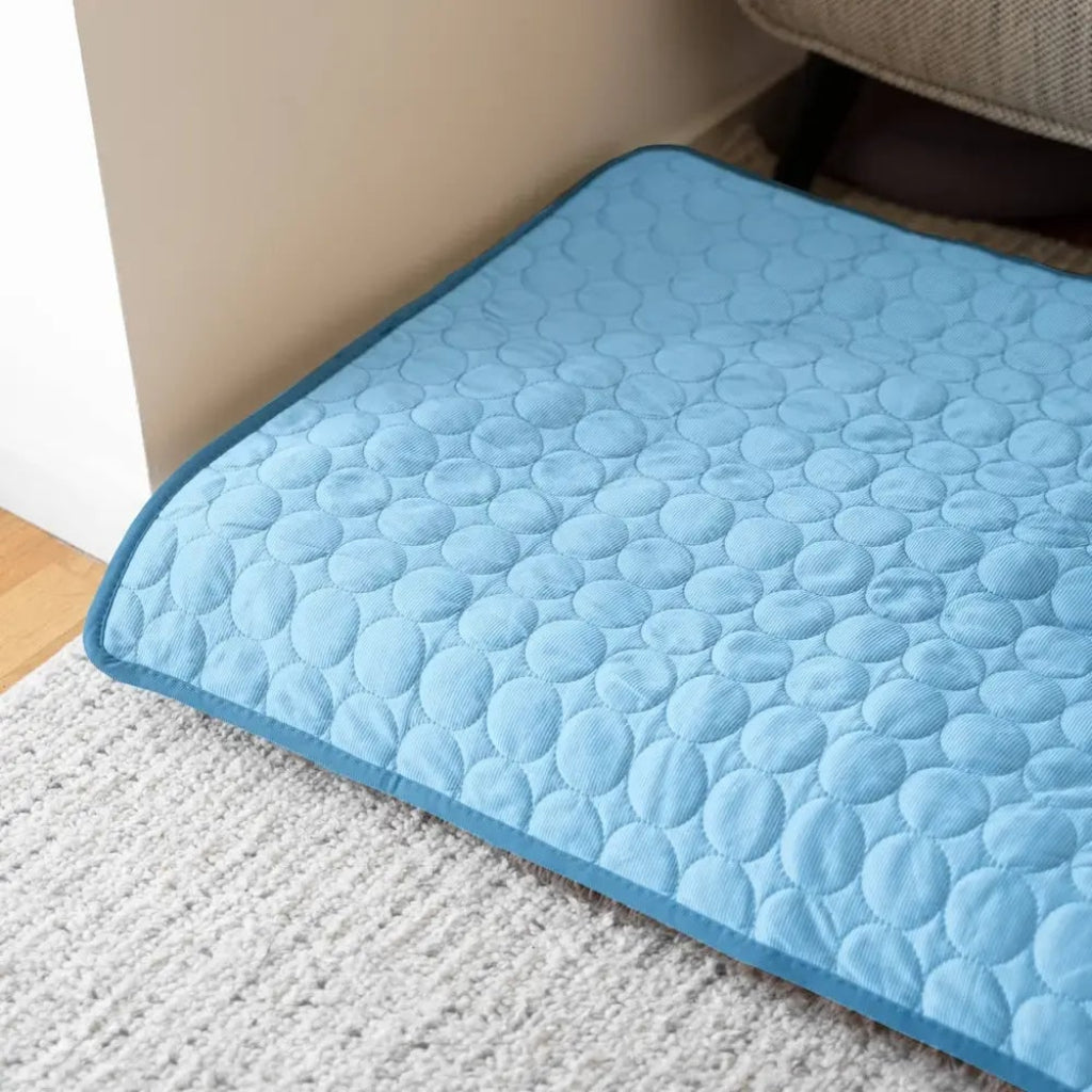 Portable Self-Cooling Pet Mat for Dogs and Cats