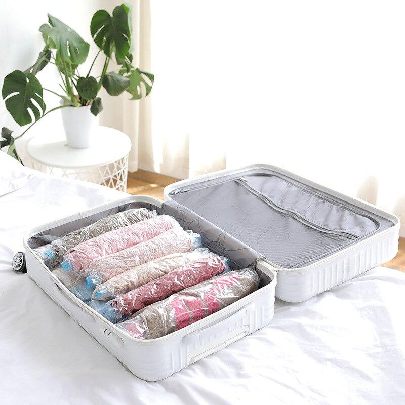 Portable Vacuum Travel Pump USB Rechargeable Compression Pump for Vacuum Storage Bags Clothes Packing