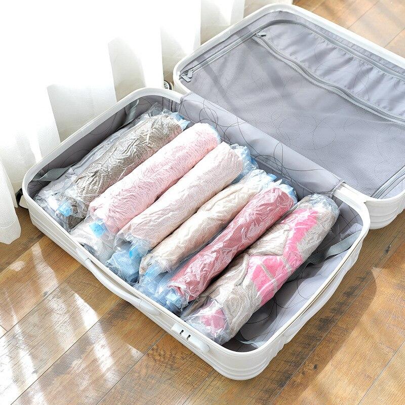 Portable Vacuum Travel Pump USB Rechargeable Compression Pump for Vacuum Storage Bags Clothes Packing