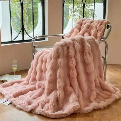 Vendbart tekstureret plaid med blødt kaninpelslook til sofa eller seng, dekorativt boligtilbehør