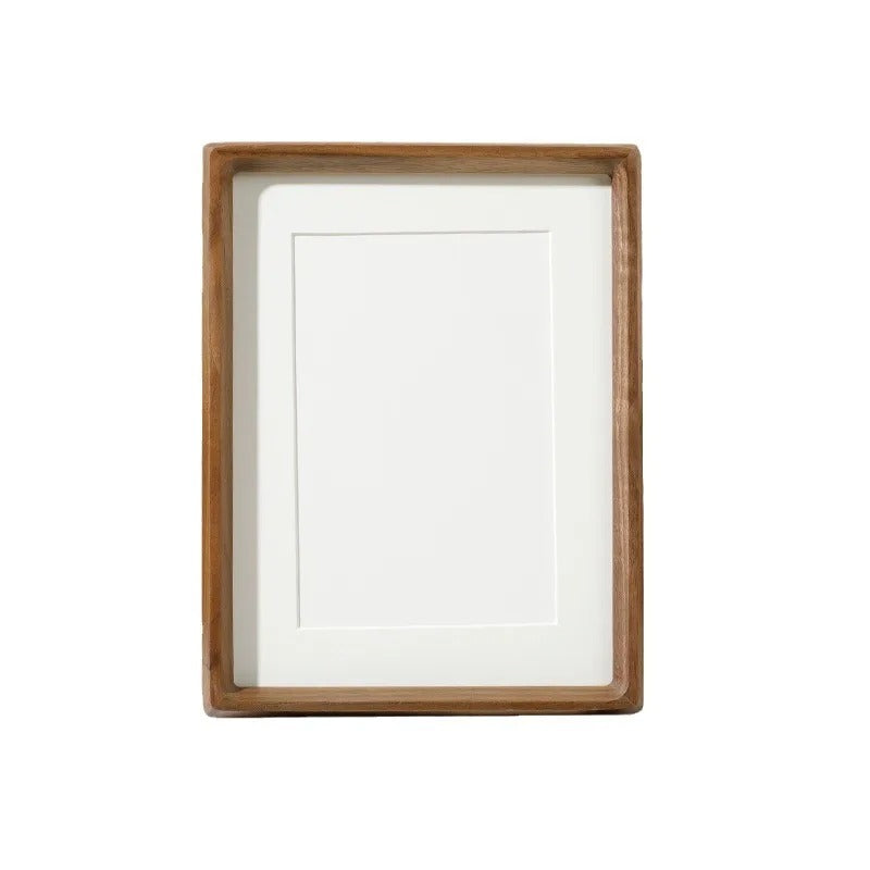 Rund træfotoramme med minimalistisk design til væg eller bord