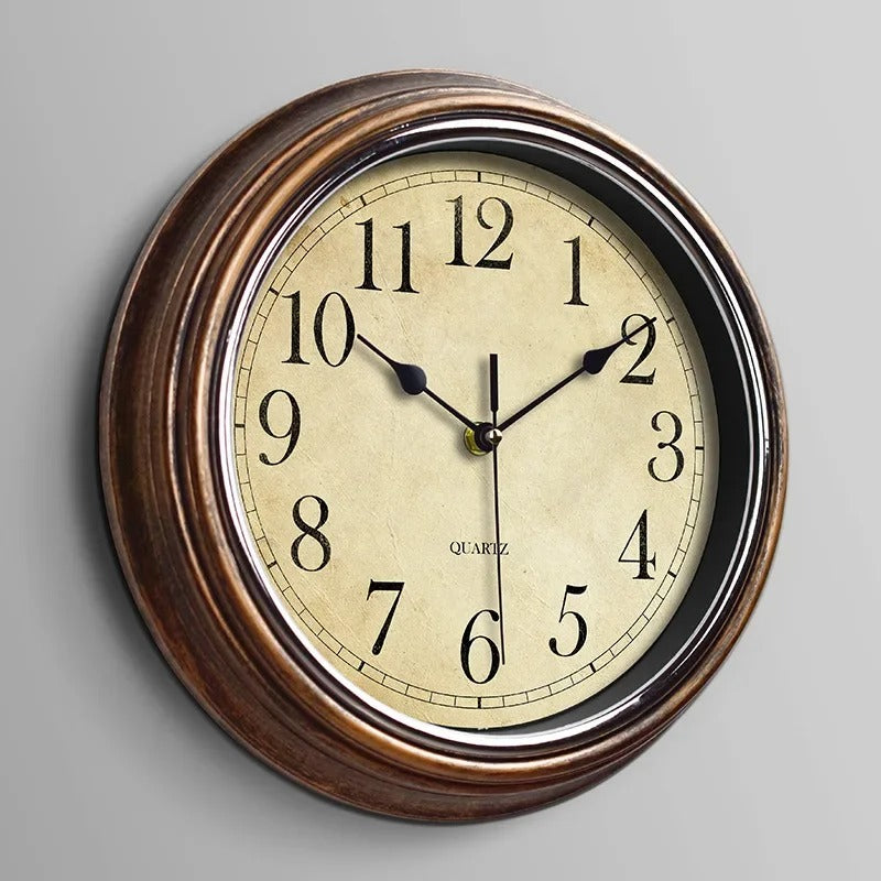 Silent Wall Clock Classic Round Frame Clear Dial Display