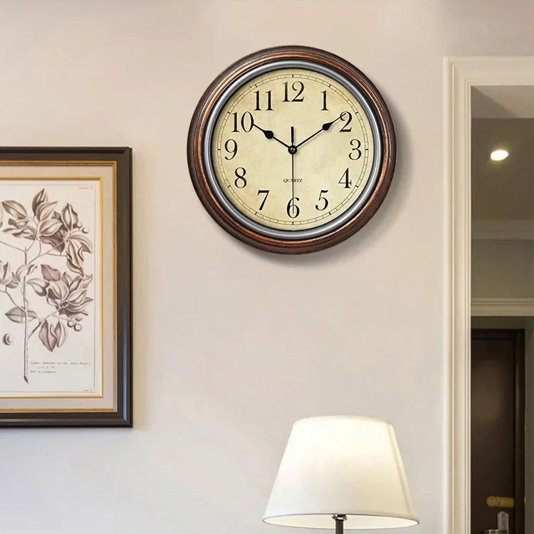 Silent Wall Clock Classic Round Frame Clear Dial Display