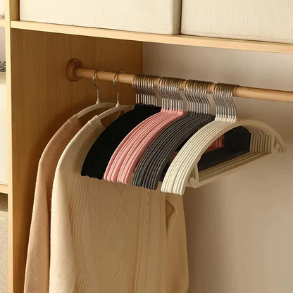 Slim Non Slip Clothes Hangers 10 Piece Space Saving Closet Organiser