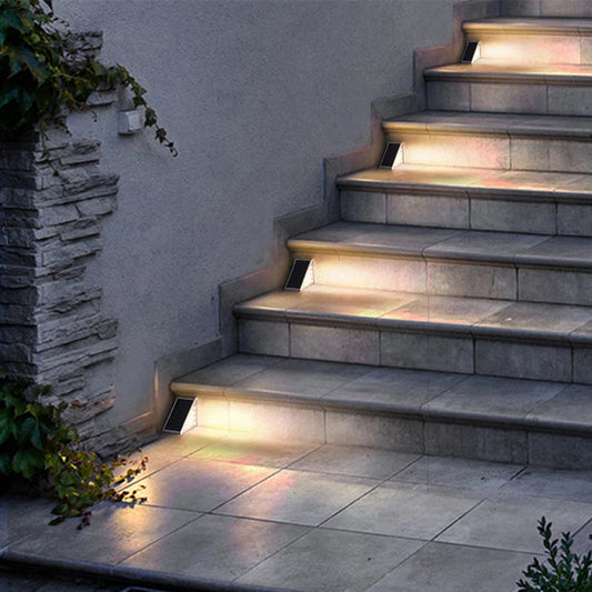 Triangular Solar Outdoor Lights Waterproof Garden Pathway Lights with Automatic Sensor