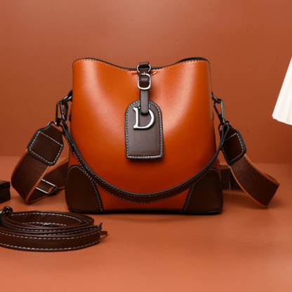 Vintage Leather Crossbody Shoulder Bag for Women Stylish Retro Handbag with Adjustable Strap