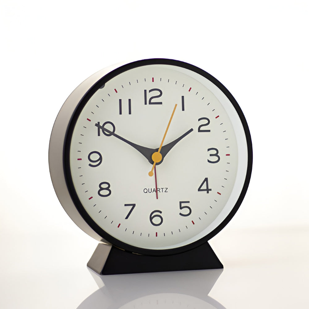 Vintage Silent Quartz Alarm Clock Analog Table Clock With Light