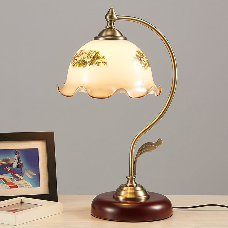Vintage Style LED Desk Lamp Floral Base Table Lamp Pleated Shade Bedside Light