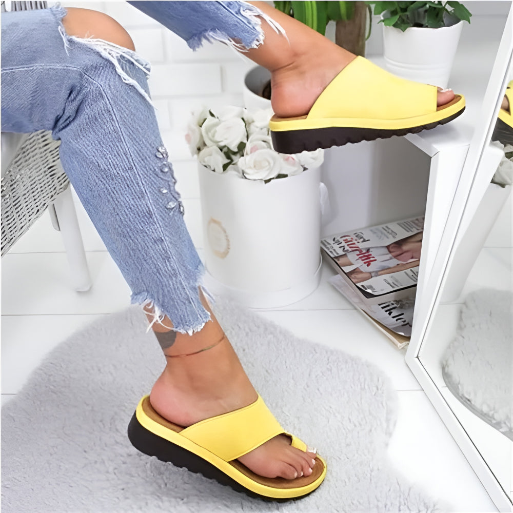 Women's Open Toe Slip On Flat Walking Sandals